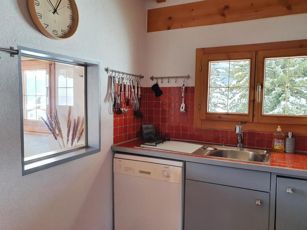 Tgampi saura 395 Rü Apartment Lenz Bagian luar foto