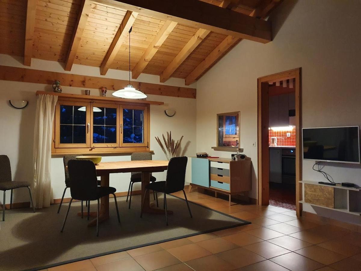 Tgampi saura 395 Rü Apartment Lenz Bagian luar foto