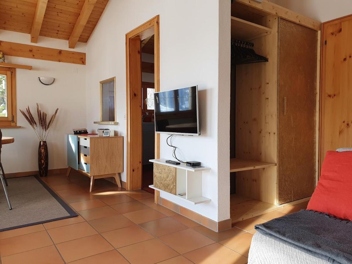 Tgampi saura 395 Rü Apartment Lenz Bagian luar foto